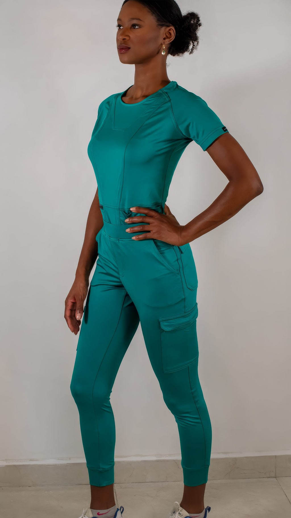 Filipina Quirurgica, Mujer Verde Esmeralda Super Stretch, Scrubs 901