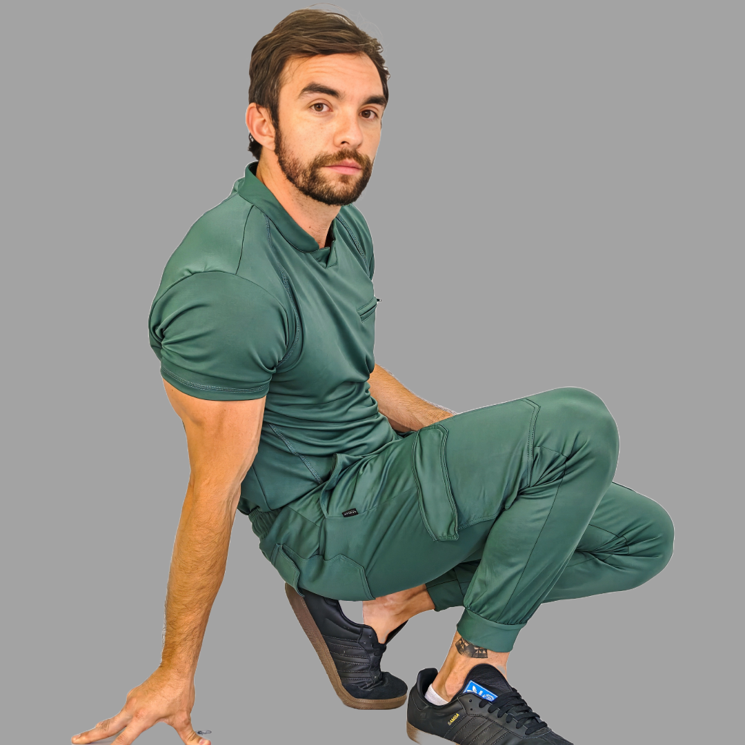 Conjunto Quirúrgico Verde Pino para Hombre – Estilo 910 | Super Stretch Slim Fit