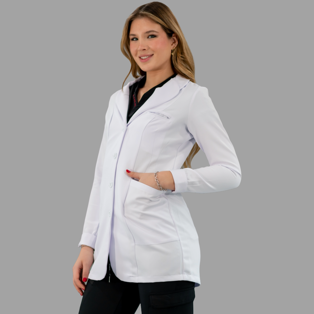 Bata Médica Stretch Extra Blanca Dama, Antifluido Alviero