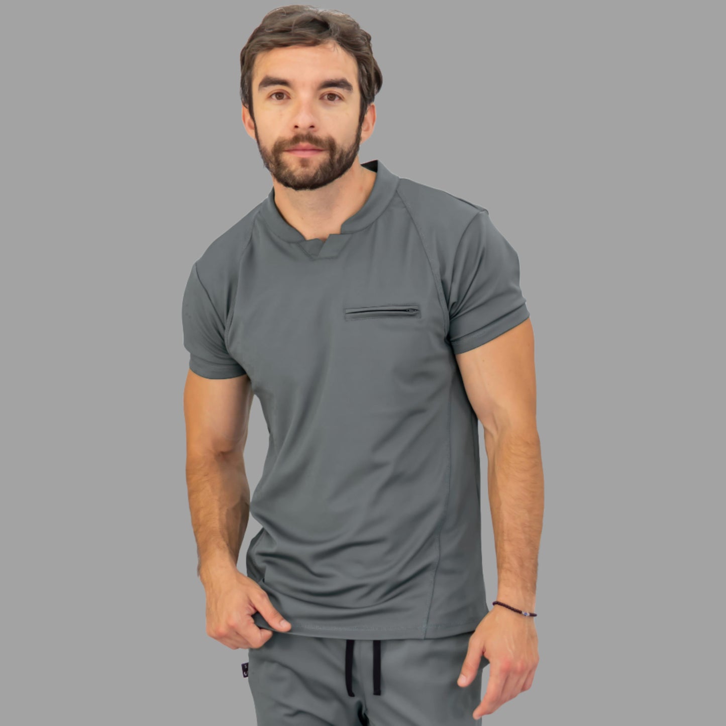 Conjunto Quirúrgico Gris Medio para Hombre – Estilo 910 | Super Stretch Slim Fit