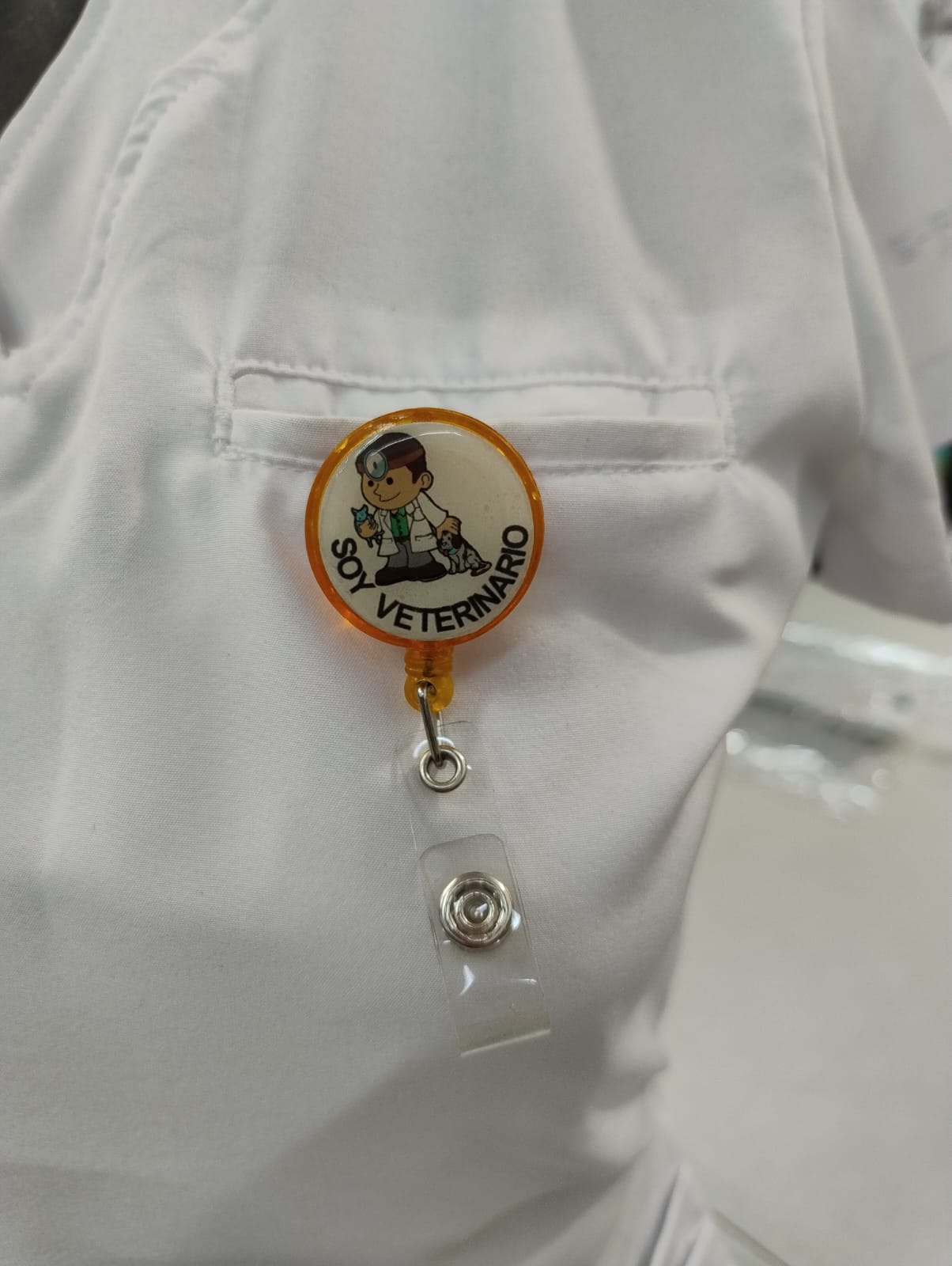 Yoyo Porta gafetes Soy Veterinario